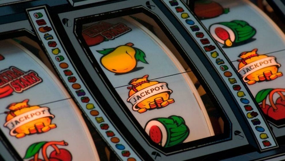  close up of vintage slot machine displaying jackpot win