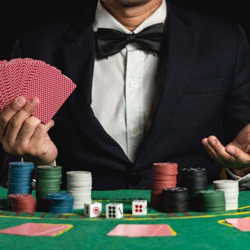 Do Casino Dealers Ever Cheat at Blackjack? Online