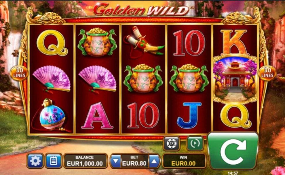 Golden Wild online slot game screenshot.