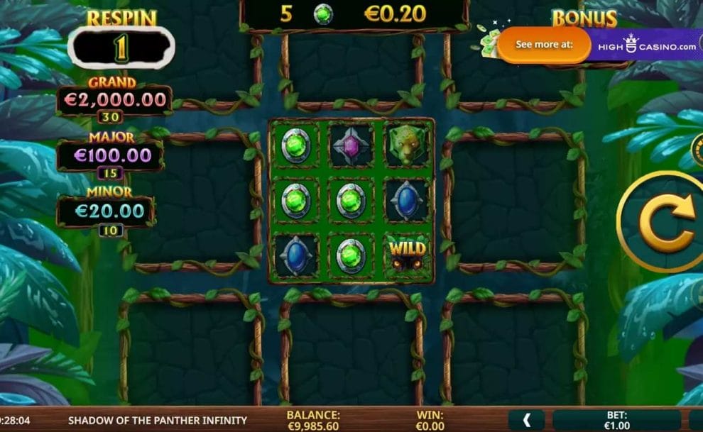 Gameplay in online slot Shadow of the Panther Infinity by High 5 Games