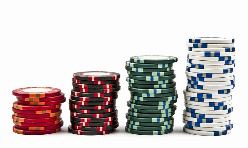 Four different chip stacks in ascending size.